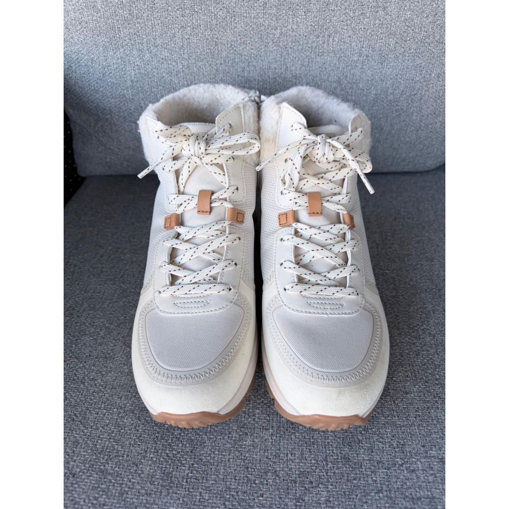 Womens 9.5 Skechers Uno Rugged Fall Air Boots Cream Faux Fur Winter Sneakers